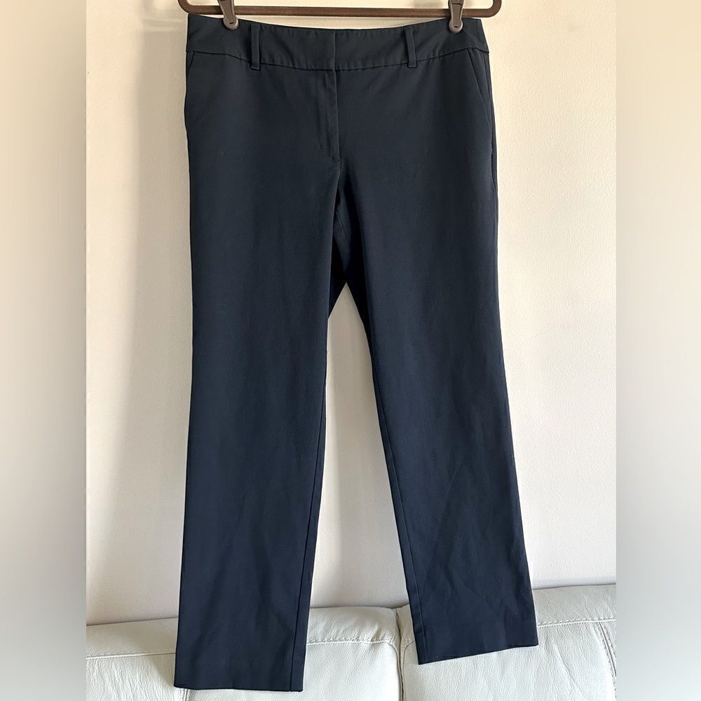 Ann Taylor Modern Navy Pant || size 6